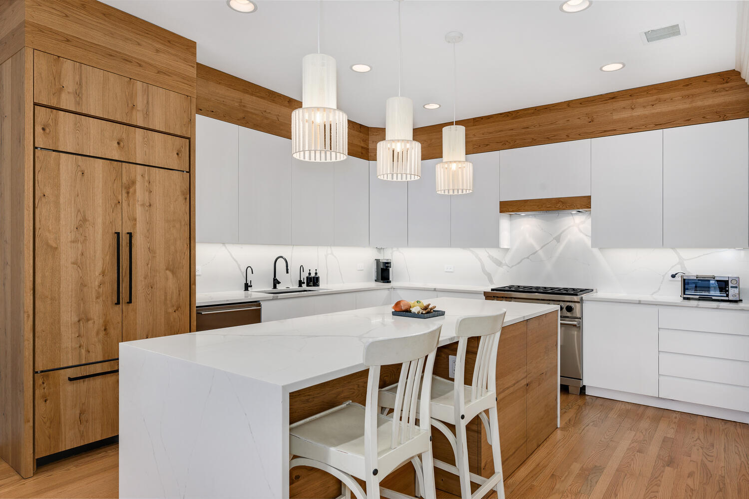 824 W Armitage Avenue 2CD