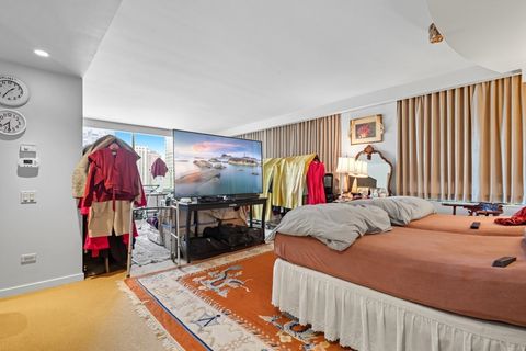 Tiny photo for 1000 N Lake Shore Plaza #13A, Chicago, IL 60611 (MLS # 12483423)