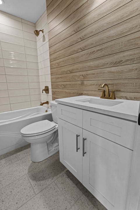Tiny photo for 410 E Butler Avenue, Grant Park, IL 60940 (MLS # 12770636)