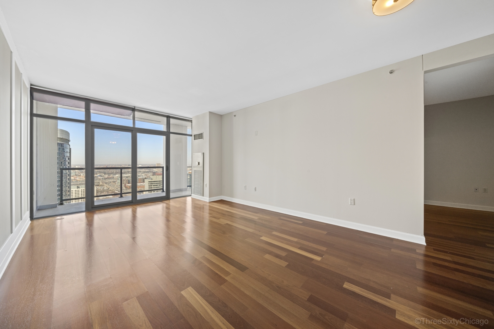 1235 S Prairie Avenue 3507