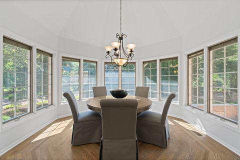 Tiny photo for 911 Red Fox Lane, Oak Brook, IL 60523 (MLS # 12445573)