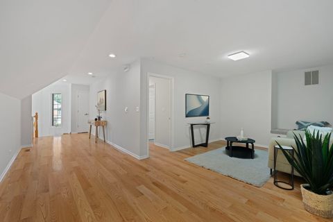 Tiny photo for 911 Red Fox Lane, Oak Brook, IL 60523 (MLS # 12445573)