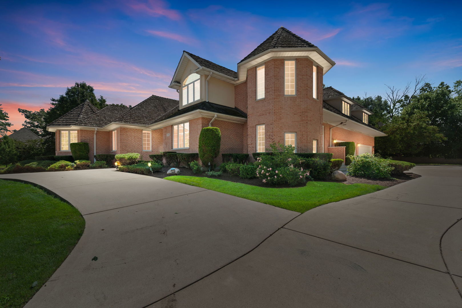 911 Red Fox Lane