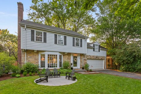 9526 Lawndale Avenue Evanston IL 60203