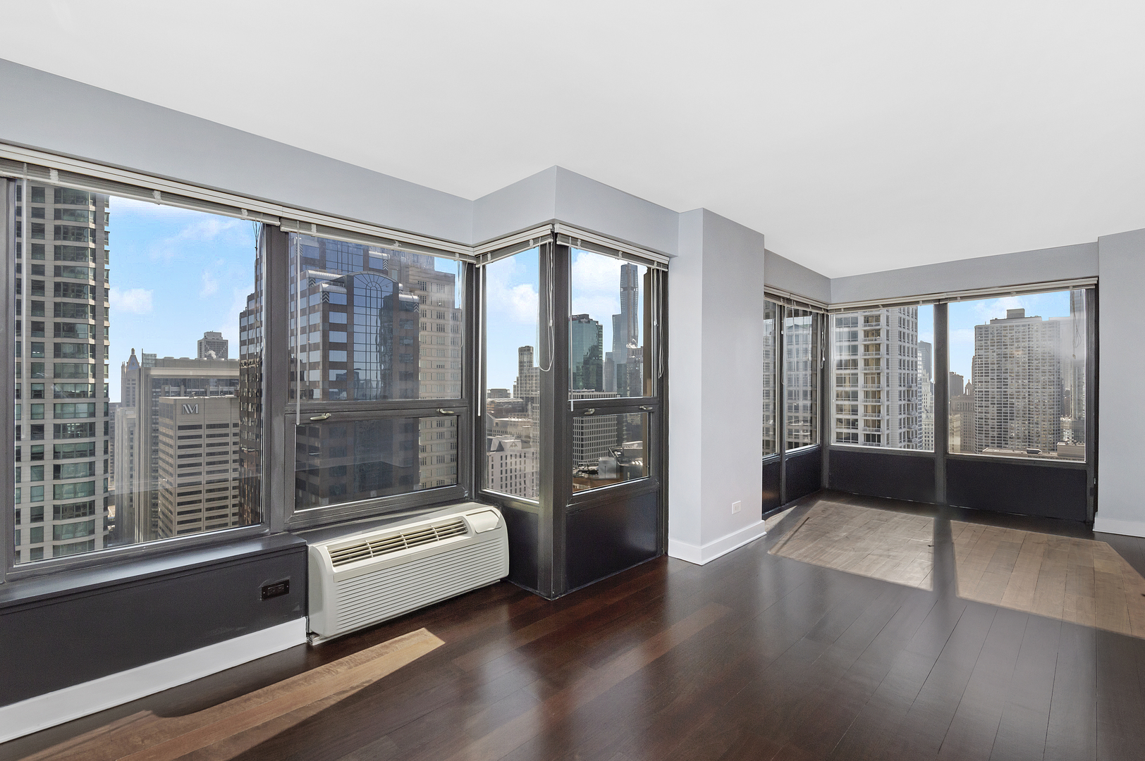 30 E HURON Street 3602