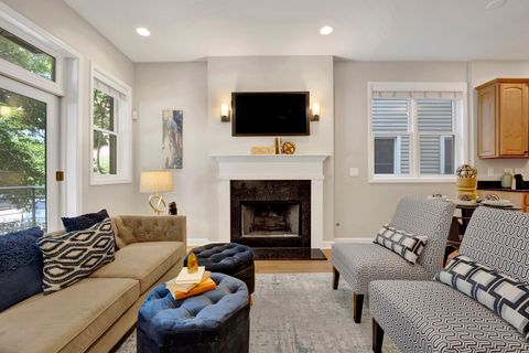 Tiny photo for 6025 N Ridge Avenue #1W, Chicago, IL 60660 (MLS # 12477745)