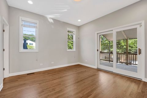 Tiny photo for 6025 N Ridge Avenue #1W, Chicago, IL 60660 (MLS # 12477745)