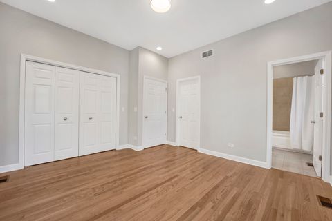 Tiny photo for 6025 N Ridge Avenue #1W, Chicago, IL 60660 (MLS # 12477745)