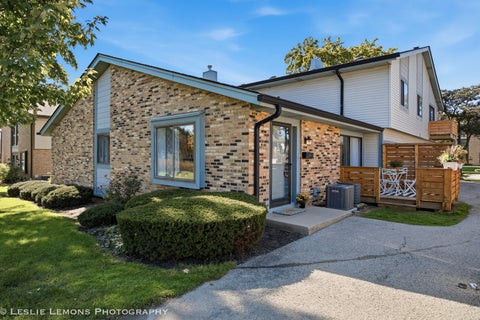 Tiny photo for 8329 Portsmouth Drive #C, Darien, IL 60561 (MLS # 12790416)