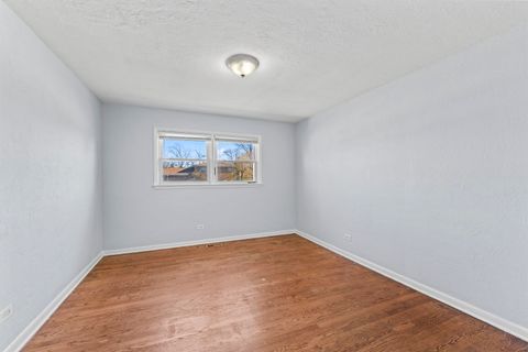 Tiny photo for 16426 Shirley Court, South Holland, IL 60473 (MLS # 12635383)
