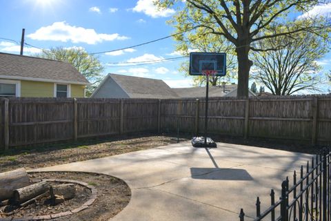 Tiny photo for 112 7th Avenue, Sterling, IL 61081 (MLS # 12610700)