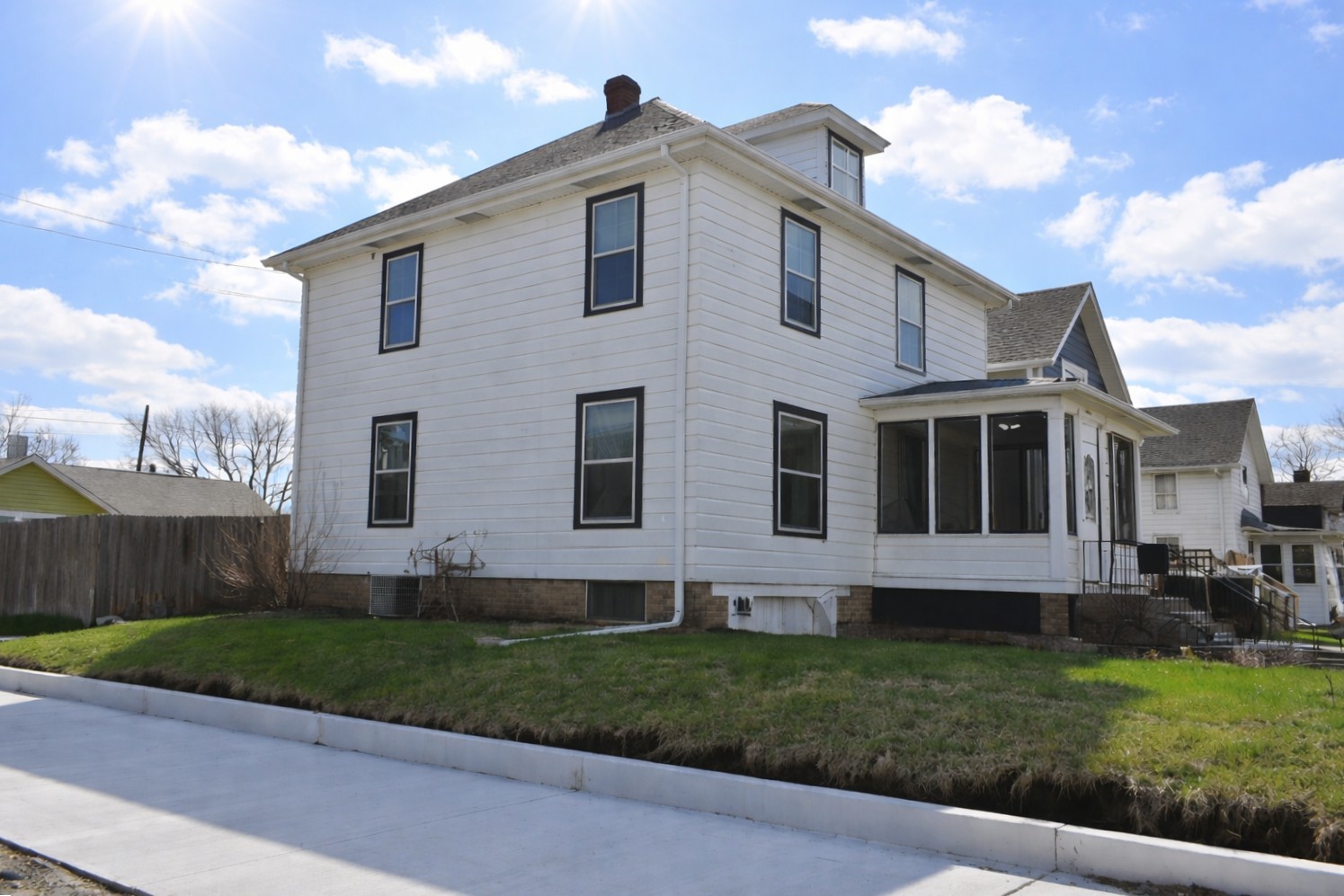 112 7th Avenue
