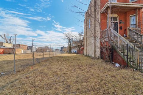 3913 S Prairie Avenue Chicago IL 60653