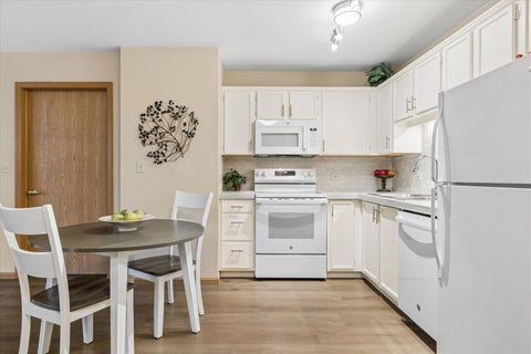 Tiny photo for 605 Barrington Avenue #332, East Dundee, IL 60118 (MLS # 12711918)