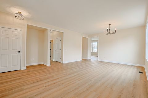 Tiny photo for 11687 Stonewater Crossing, Huntley, IL 60142 (MLS # 12588872)