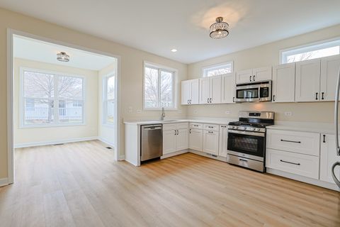 Tiny photo for 11687 Stonewater Crossing, Huntley, IL 60142 (MLS # 12588872)