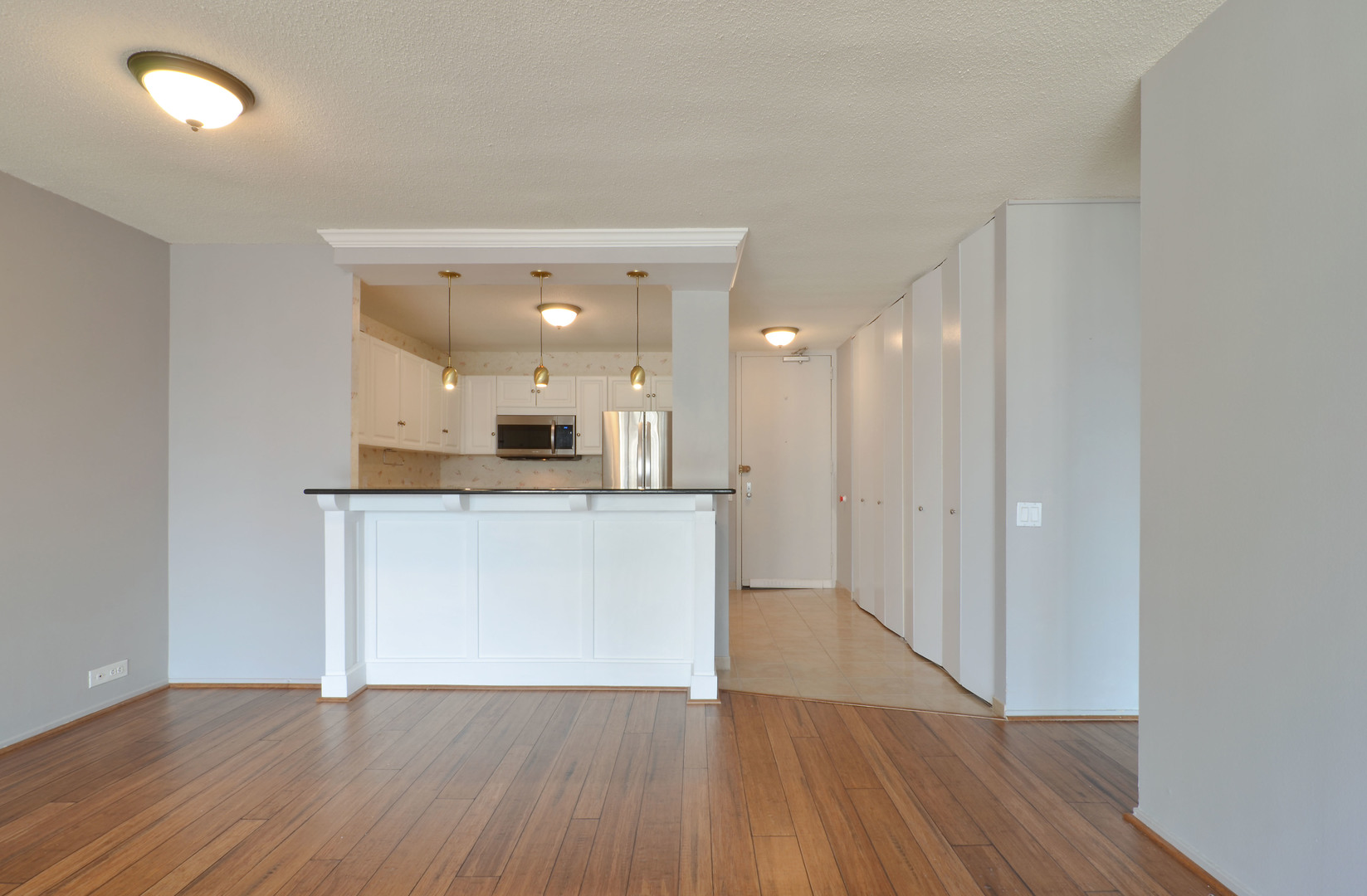 405 N WABASH Avenue 2702