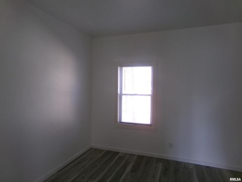 Tiny photo for 402 N Cochran Street, West Frankfort, IL 62896 (MLS # QC4270110)