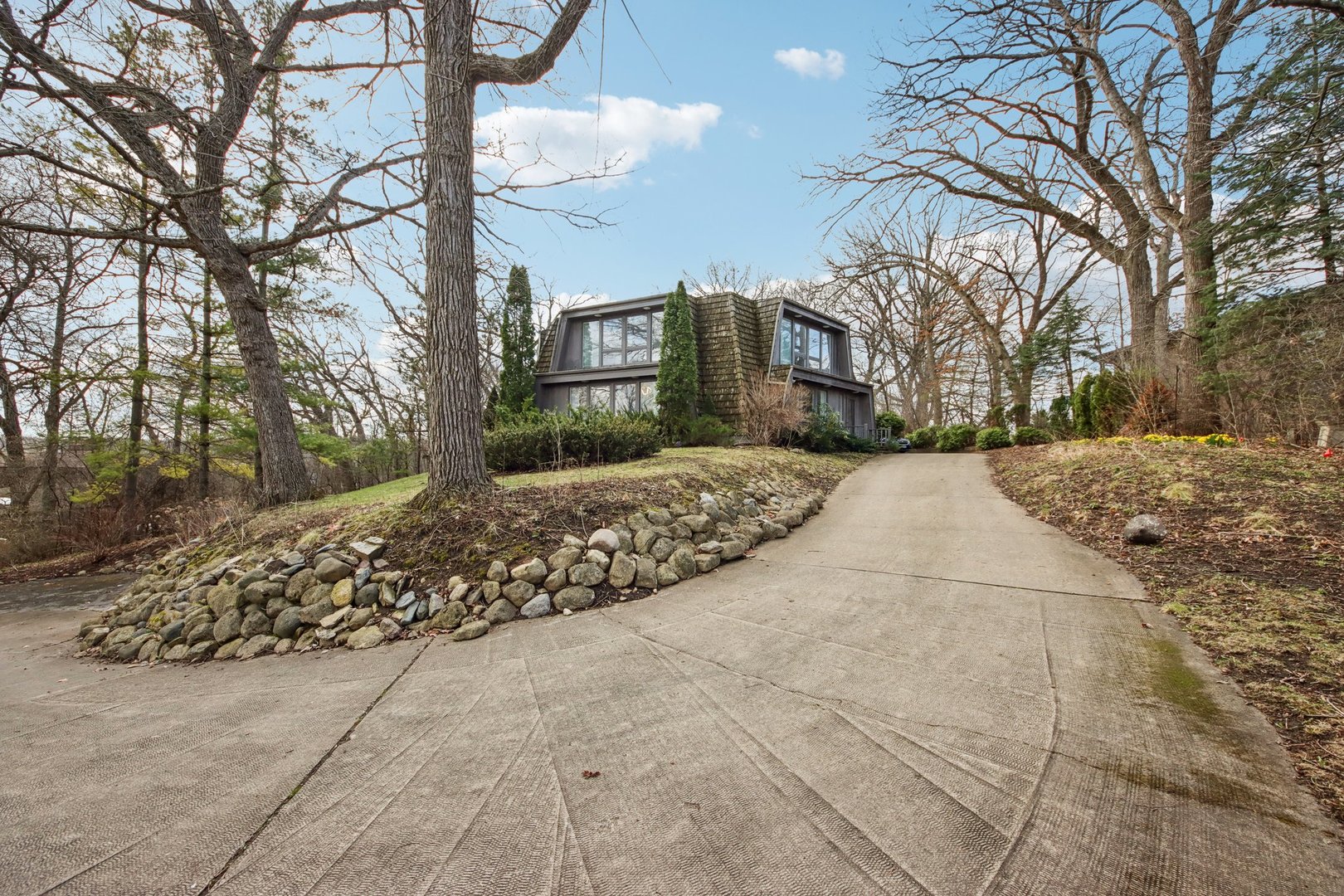 26155 W Laurel Avenue