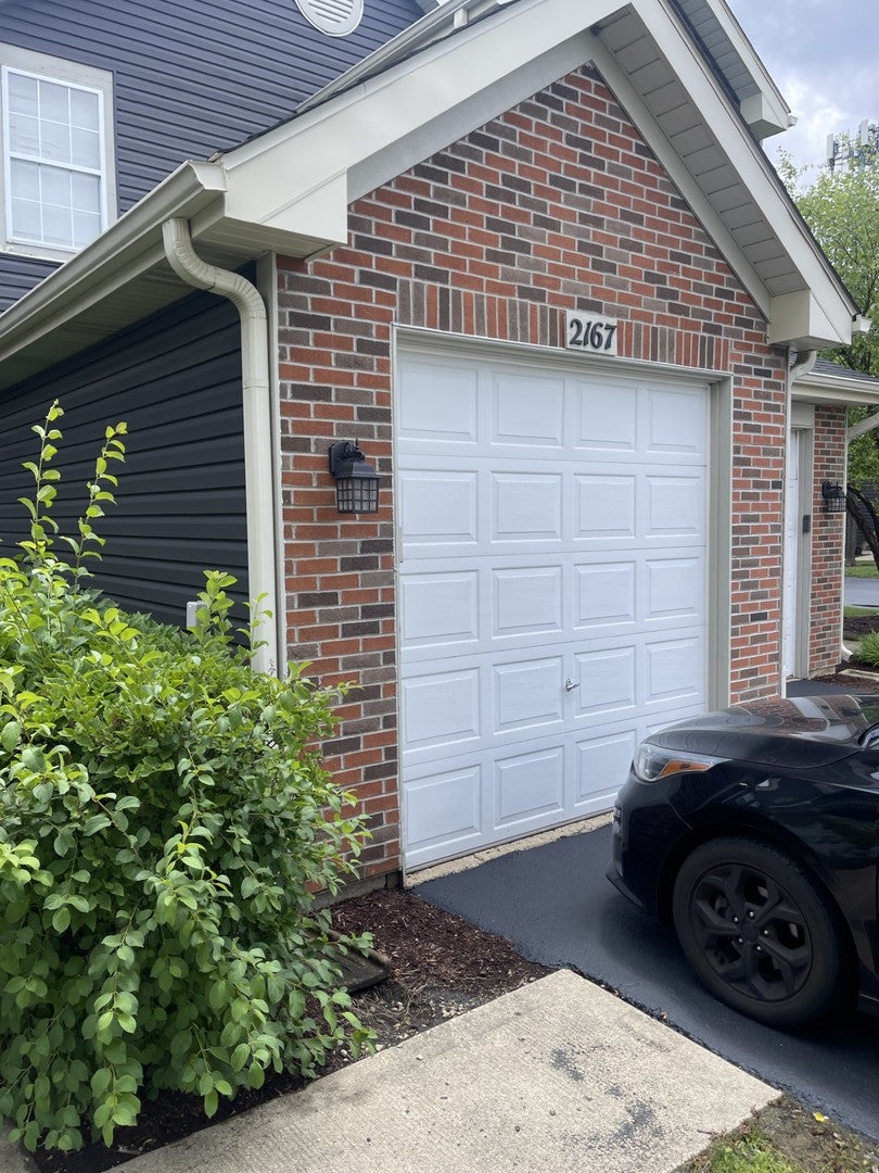 2167 Lake Ridge Drive