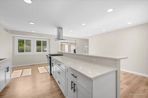 Tiny photo for 1420 Cooper Road, Hoffman Estates, IL 60169 (MLS # 12677770)