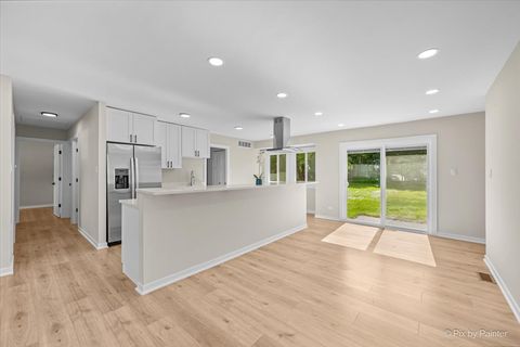 Tiny photo for 1420 Cooper Road, Hoffman Estates, IL 60169 (MLS # 12677770)