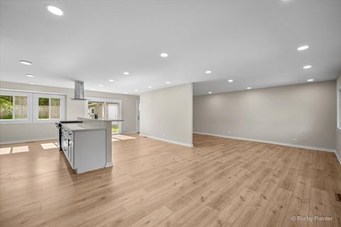 Tiny photo for 1420 Cooper Road, Hoffman Estates, IL 60169 (MLS # 12677770)