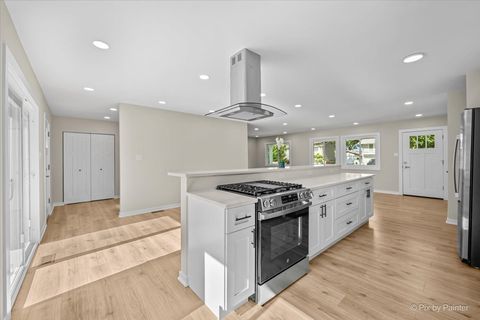 Tiny photo for 1420 Cooper Road, Hoffman Estates, IL 60169 (MLS # 12677770)
