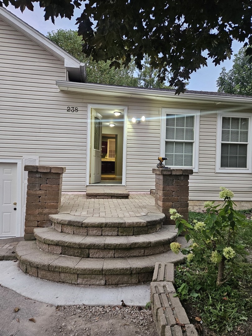 238 S Sheridan Road