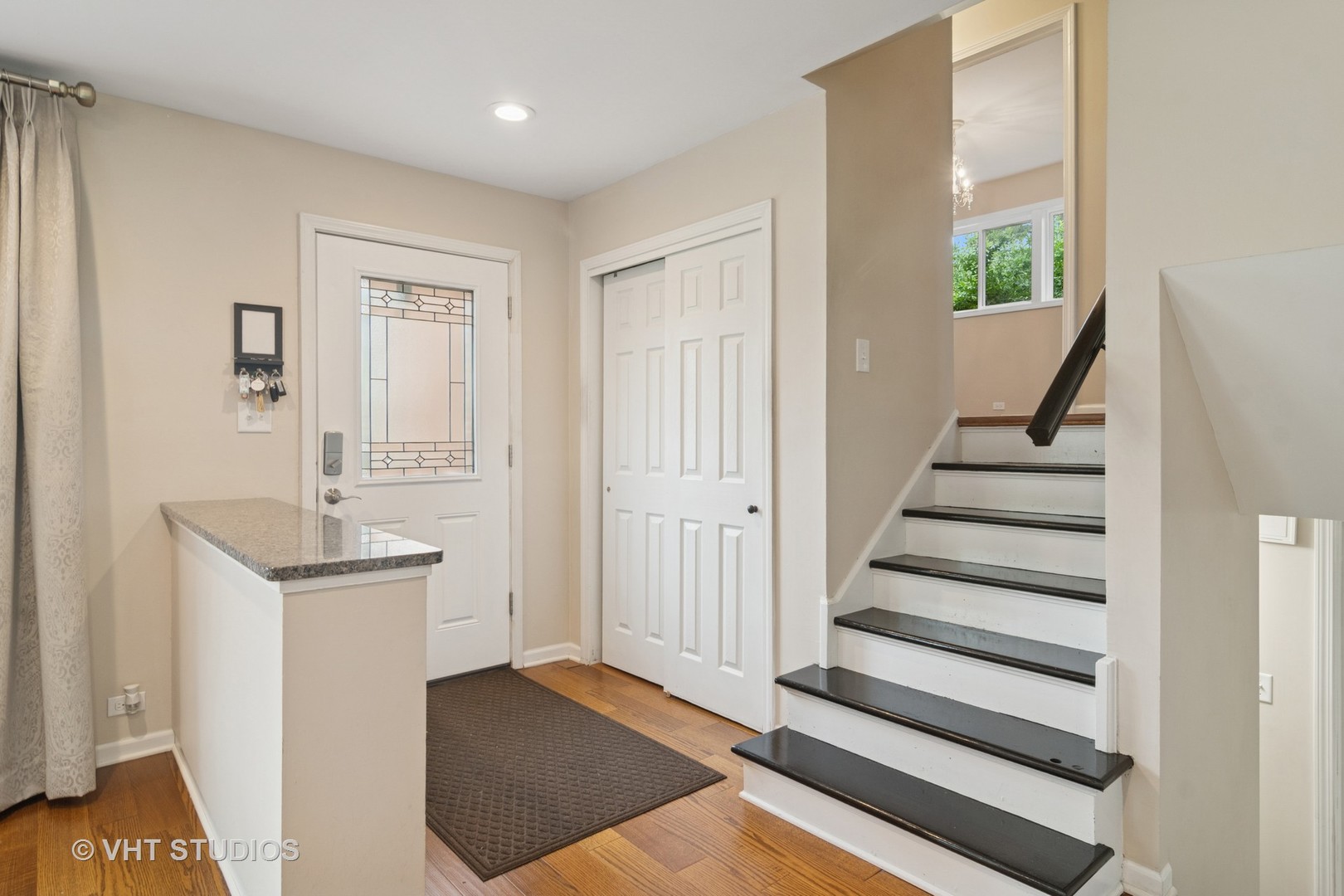 354 W Pleasant Hill Boulevard