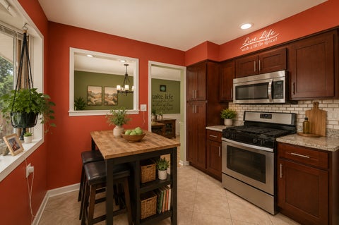 Tiny photo for 1121 N Crabtree Lane, Mount Prospect, IL 60056 (MLS # 12699642)