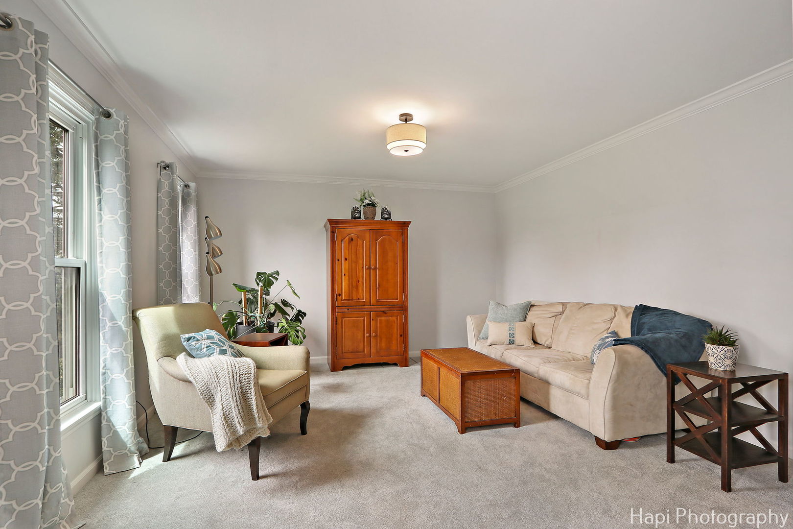 19 University Circle