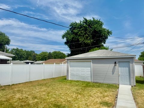 Tiny photo for 14105 S Saginaw Avenue, Burnham, IL 60633 (MLS # 12488653)
