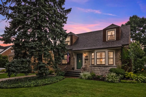 Photo of 6028 N Oriole Avenue, Chicago, IL 60631 (MLS # 12742011)