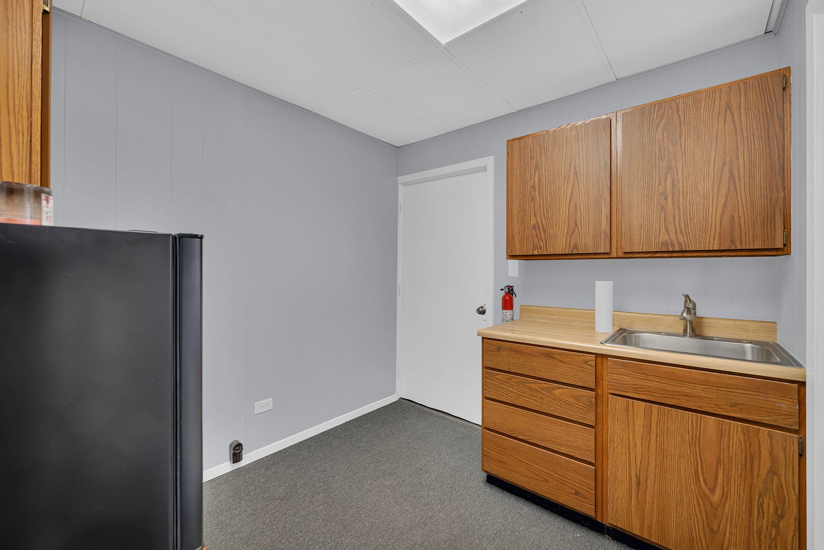3S340 Rockwell Street S 201