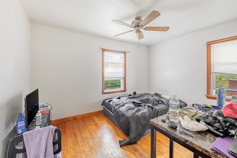 Tiny photo for 2910 E 138th Place, Burnham, IL 60633 (MLS # 12423503)