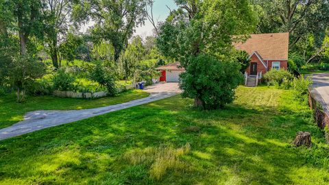 Tiny photo for 2910 E 138th Place, Burnham, IL 60633 (MLS # 12423503)