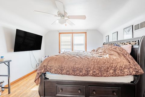 Tiny photo for 2910 E 138th Place, Burnham, IL 60633 (MLS # 12423503)
