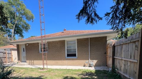 Tiny photo for 1717 Greenview Avenue, Kankakee, IL 60901 (MLS # 12470630)