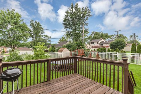 Tiny photo for 315 E Madison Street, Lombard, IL 60148 (MLS # 12447162)
