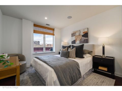 Tiny photo for 1414 N Wells Street #402, Chicago, IL 60610 (MLS # 12619879)
