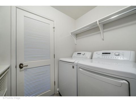 Tiny photo for 1414 N Wells Street #402, Chicago, IL 60610 (MLS # 12619879)