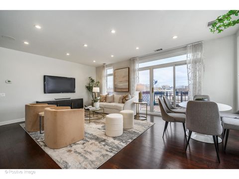 Tiny photo for 1414 N Wells Street #402, Chicago, IL 60610 (MLS # 12619879)