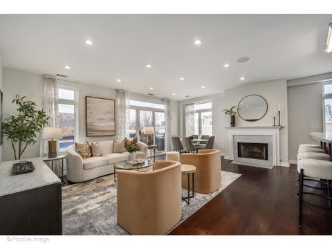 Tiny photo for 1414 N Wells Street #402, Chicago, IL 60610 (MLS # 12619879)