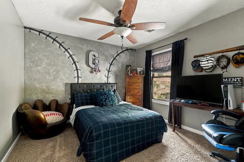 Tiny photo for 4495 34th Street Court, Bettendorf, IA 52722 (MLS # 12756883)