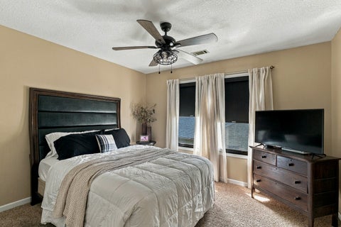 Tiny photo for 4495 34th Street Court, Bettendorf, IA 52722 (MLS # 12756883)