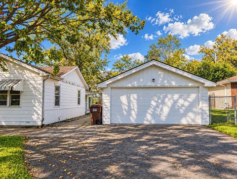 Tiny photo for 18728 Harding Avenue, Flossmoor, IL 60422 (MLS # 12791832)