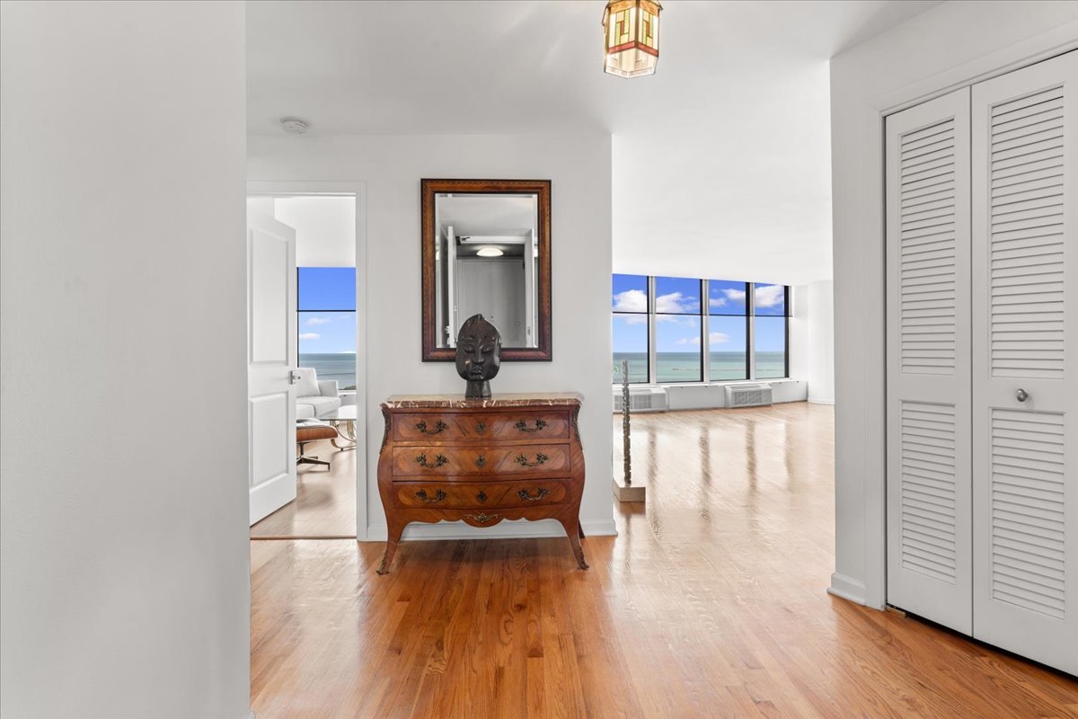 505 N Lake Shore Drive 2206-2207
