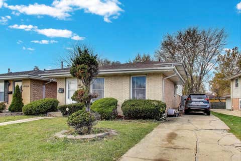 Tiny photo for 18010 Olympia Drive, Country Club Hills, IL 60478 (MLS # 12728686)