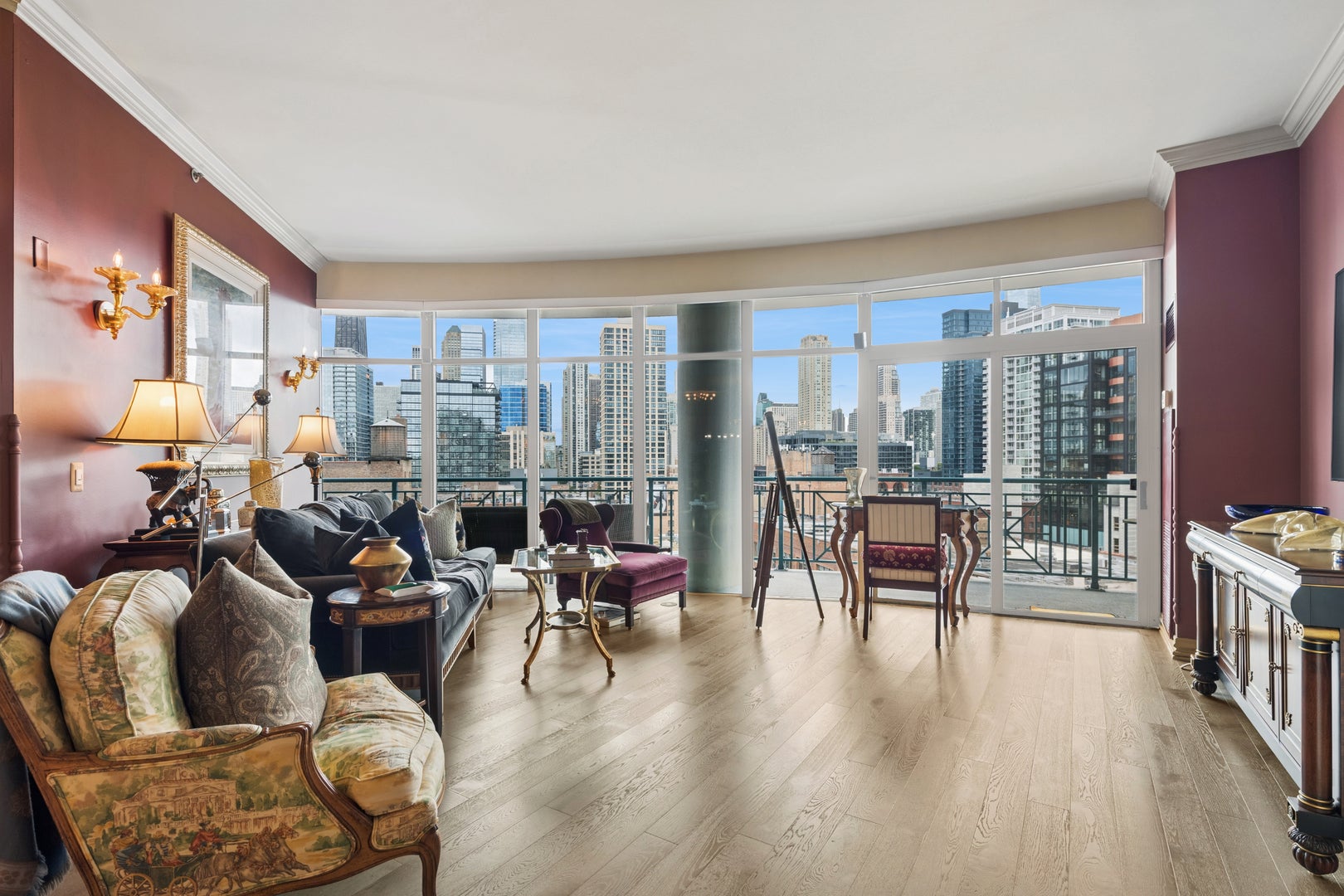 340 W Superior Street 1104
